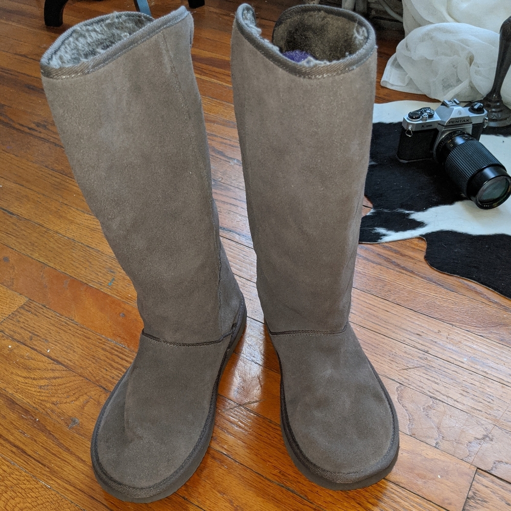 Easy Spirit suede faux fur lined women's boots